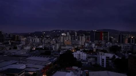 Apagón en Venezuela: al menos 20 de los 24 estados del país .